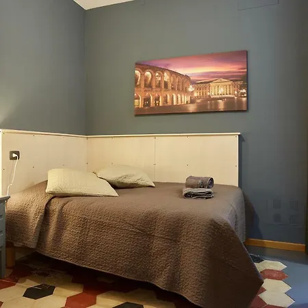 Apartment Casa All'universita Di - *